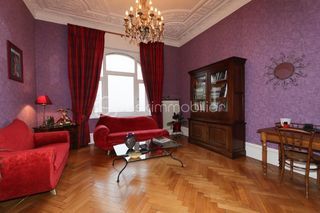  Propri�t�/ch�teau � vendre 8 pi�ces 300 m�