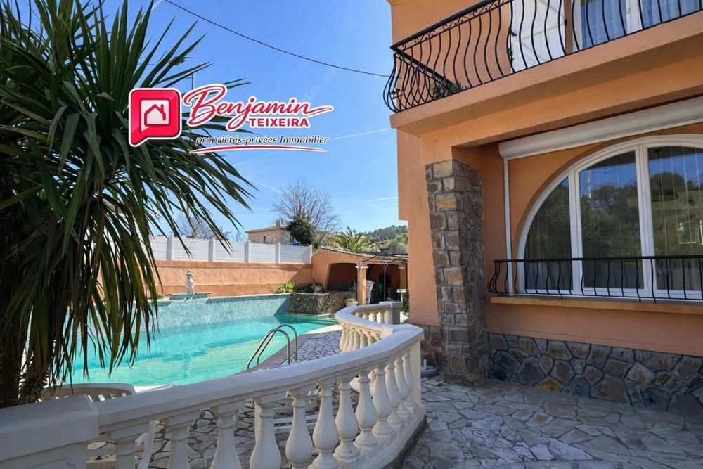 � vendre  Maison Saint-Rapha�l (83700)