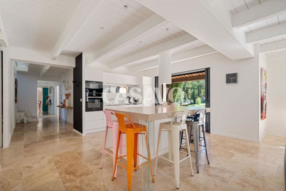 � vendre  Propri�t�/ch�teau Venelles (13770)