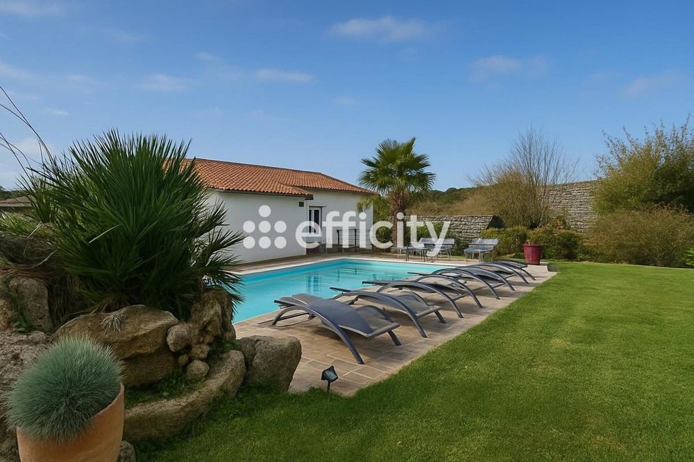 � vendre  Villa Bouc-Bel-Air (13320)