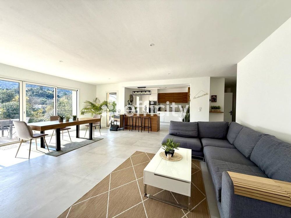 � vendre  Villa Mandelieu-la-Napoule (06210)