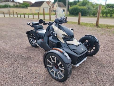 Moto Moto 2020 occasion Nanterre 92000