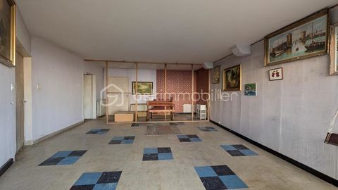 Local commercial d'environ 62m&sup2; &agrave; r&eacute;habiliter / TRANSFORMATION EN HABITATION Possible 52000 17250 Pont l abbe d arnoult