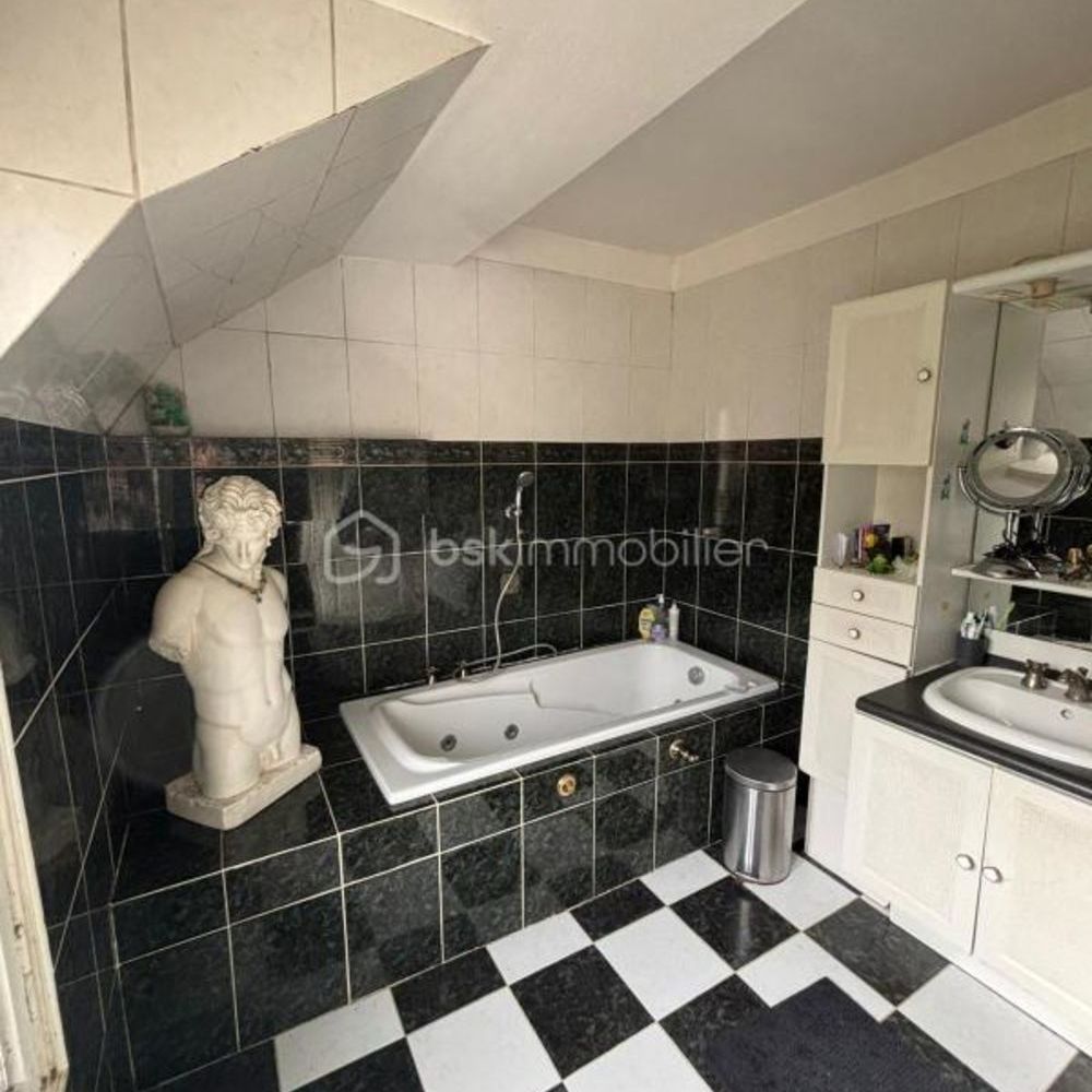 � vendre  Propri�t�/ch�teau Le Coudray-Montceaux (91830)