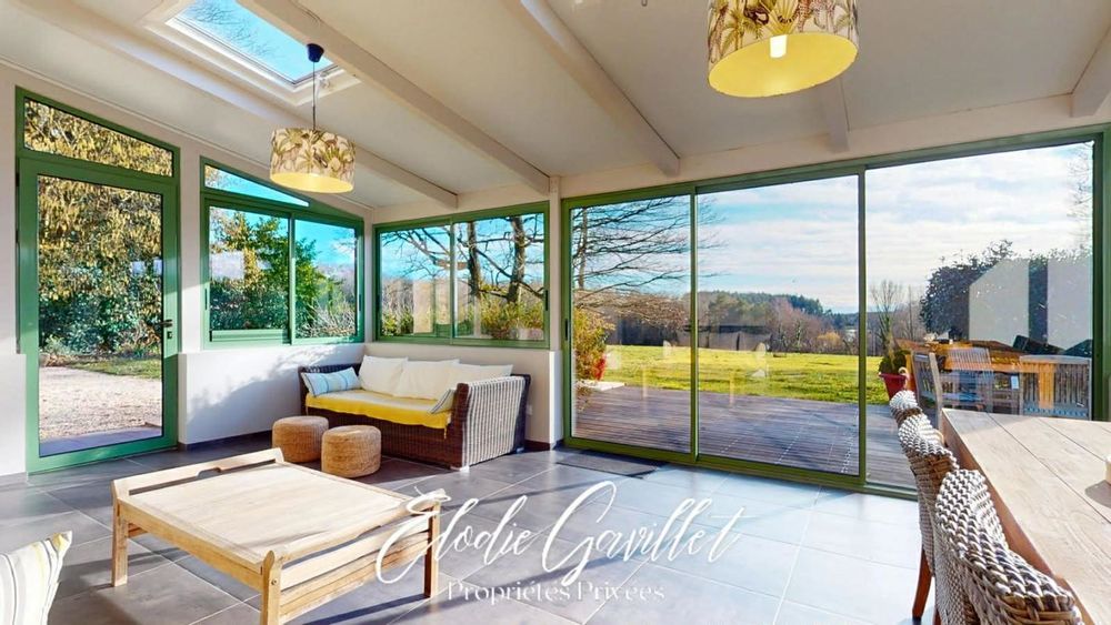 � vendre  Propri�t�/ch�teau Saint-Denis (11310)