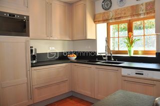  Propri�t�/ch�teau � vendre 9 pi�ces 251 m�