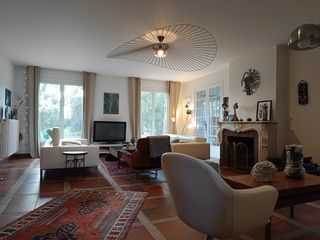  Propri�t�/ch�teau � vendre 11 pi�ces 300 m�