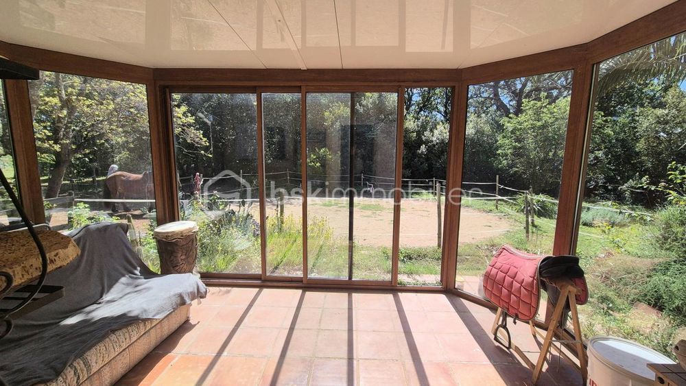 � vendre  Maison Cuers (83390)