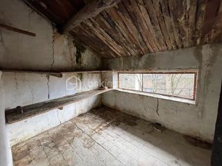  Immeuble � vendre 14 pi�ces 180 m�