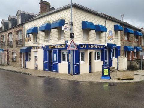 Dpt Orne (61), &agrave; vendre BELLOU EN HOULME FDC + Murs Bar restaurant H&ocirc;tel 145000 61220 Bellou en houlme