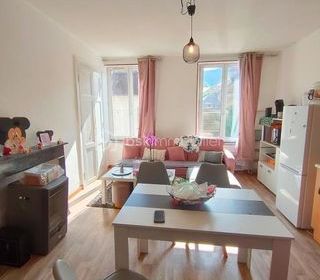  Immeuble � vendre 8 pi�ces 168 m�