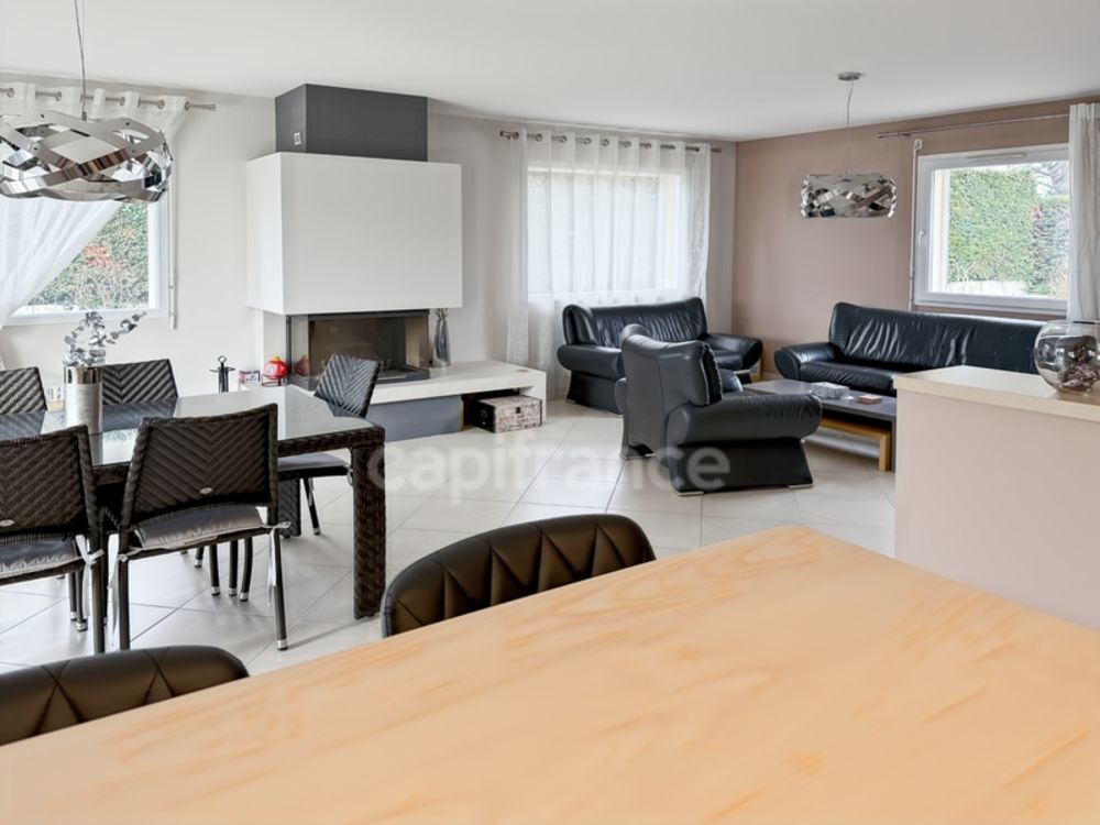 � vendre  Maison Pr�vessin-Mo�ns (01280)