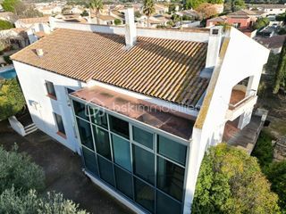  Maison � vendre 10 pi�ces 309 m�