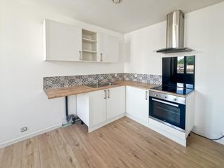  Immeuble � vendre 8 pi�ces 185 m�