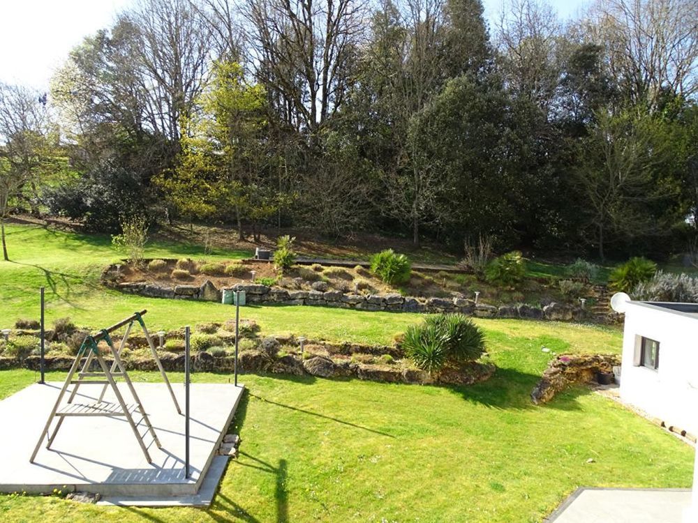 � vendre  Villa Sainte-Nathal�ne (24200)