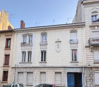  Immeuble � vendre 15 + pi�ces 400 m�