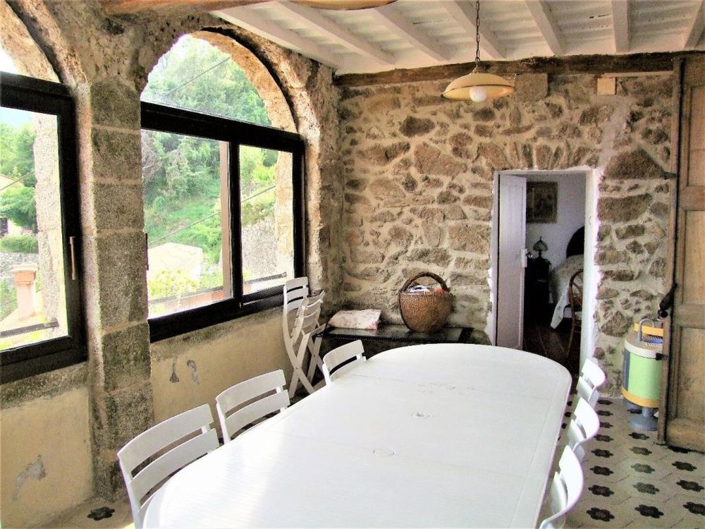 � vendre  Propri�t�/ch�teau Corsavy (66150)