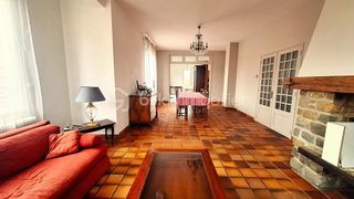  Propri�t�/ch�teau � vendre 6 pi�ces 161 m�