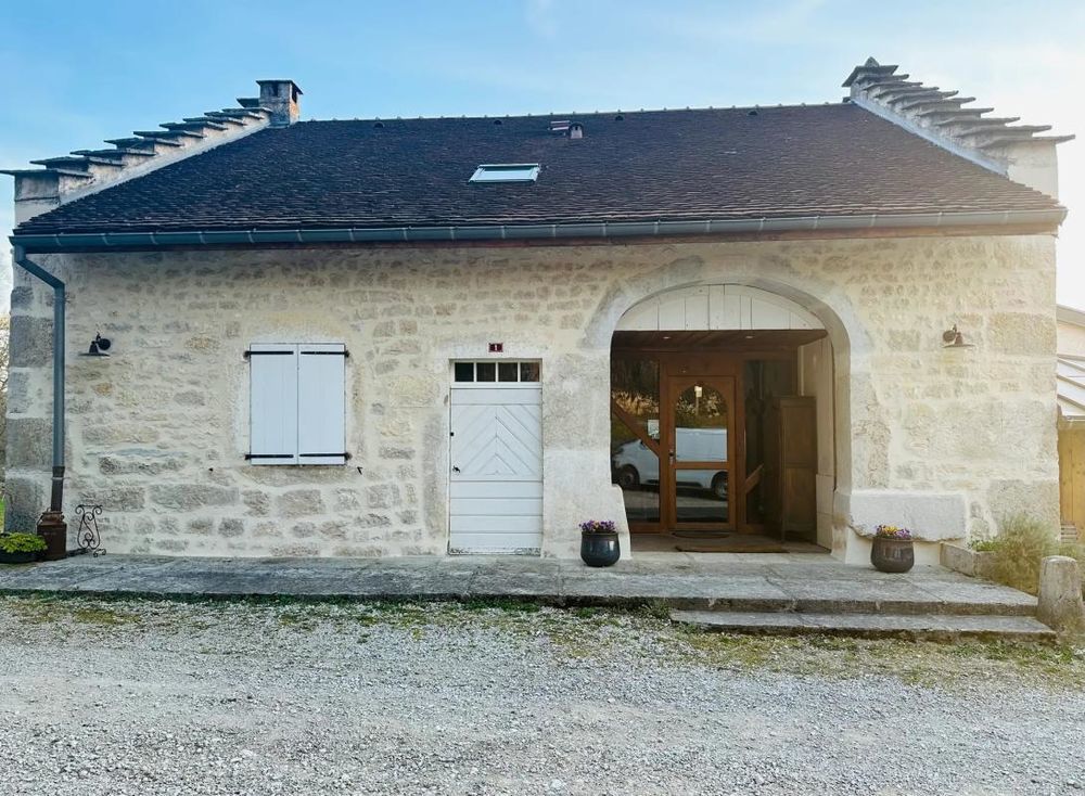 � vendre  Maison Charchilla (39260)