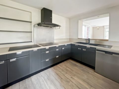   MAISON T6 MEUBL�E � PISCINE � CLIMATISATION � PO�LE � BOIS � JARDIN Maison - 6 pi�ce(s) - 172 m�