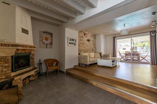  Maison � vendre 4 pi�ces 147 m�