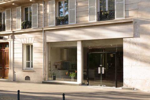 A louer, belle boutique au coeur du 12&egrave;me 3080 75012 Paris