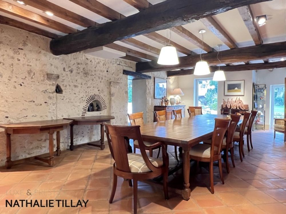 � vendre  Propri�t�/ch�teau Gidy (45520)