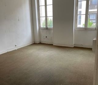  Immeuble � vendre 9 pi�ces 270 m�