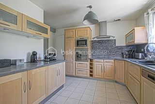  Maison � vendre 5 pi�ces 200 m�