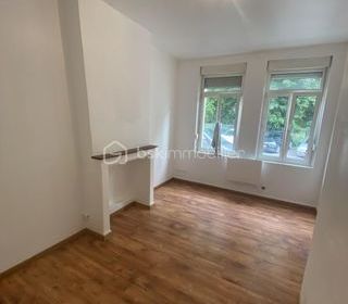  Immeuble � vendre 4 pi�ces 84 m�