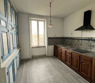  Propri�t�/ch�teau � vendre 12 pi�ces 240 m�