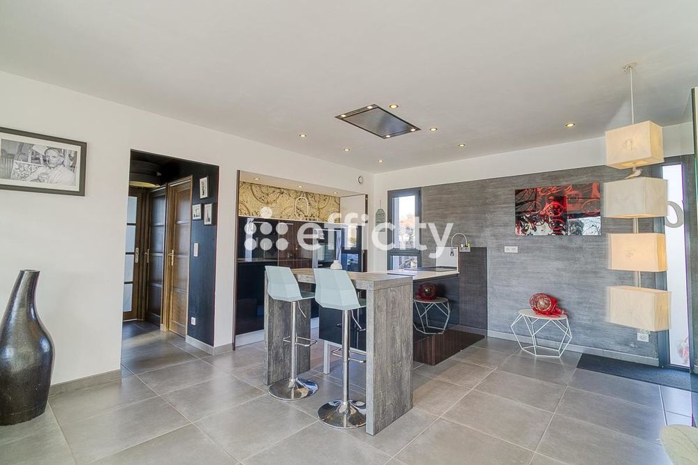 � vendre  Villa Toussieu (69780)