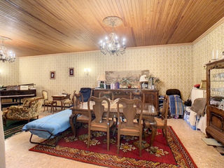  Propri�t�/ch�teau � vendre 12 pi�ces 349 m�