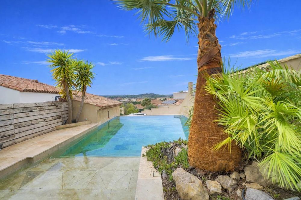 � vendre  Villa Villeveyrac (34560)