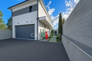  Villa � vendre 6 pi�ces 145 m�