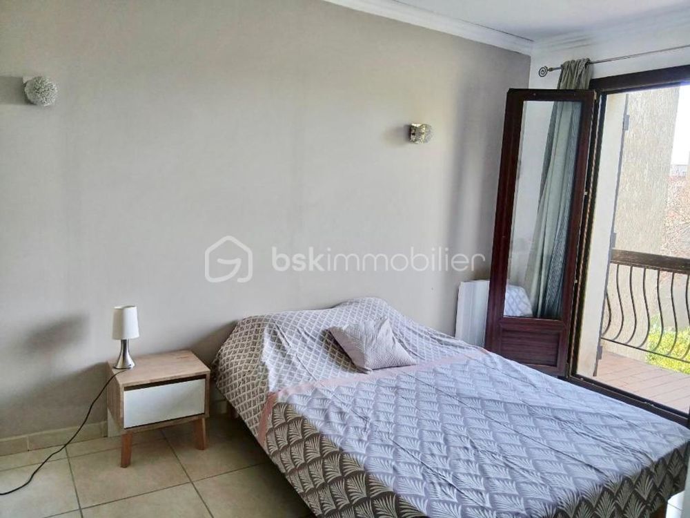 � vendre  Maison Hy�res (83400)