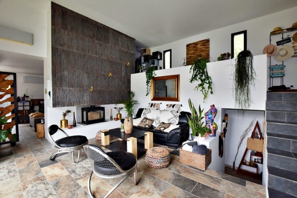 � vendre  Maison Solli�s-Toucas (83210)