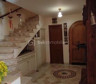  Maison � vendre 8 pi�ces 250 m�