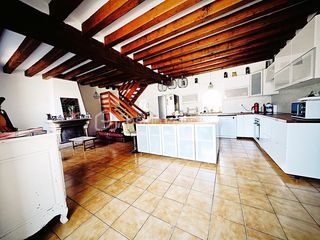  Maison � vendre 15 + pi�ces 400 m�