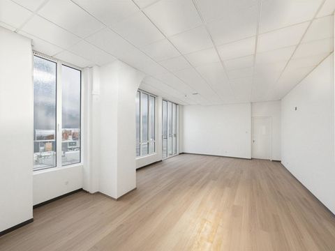 A toute proximit&eacute; de la Gare de Lyon 1655 75012 Paris