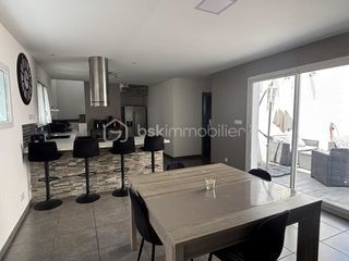  Villa � vendre 4 pi�ces 130 m�