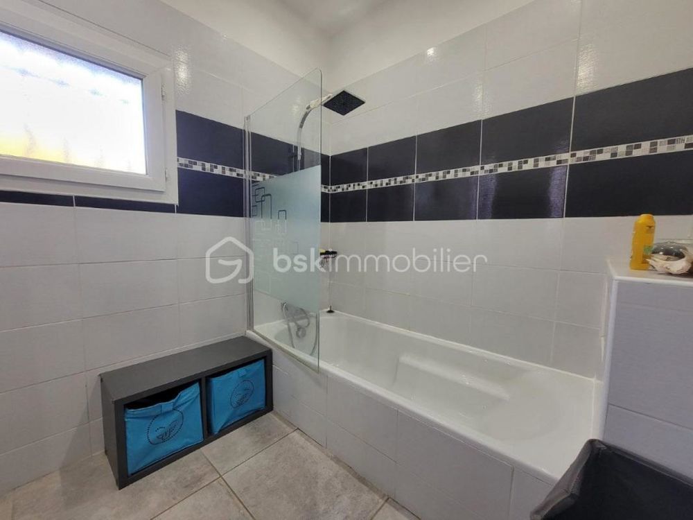 � vendre  Villa Six-Fours-les-Plages (83140)