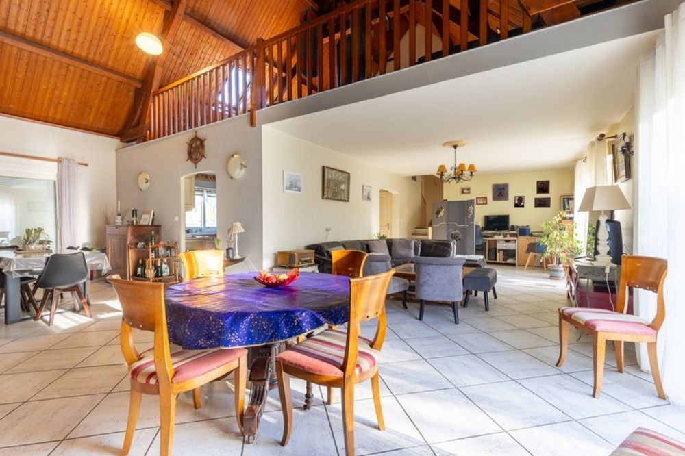 � vendre  Villa Moret-sur-Loing (77250)