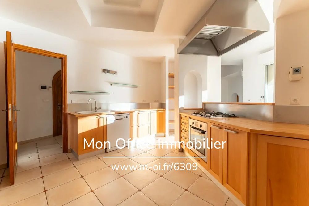 � vendre  Maison Aix-en-Provence (13090)