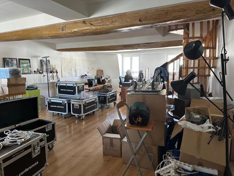 Bureaux r&eacute;nov&eacute;s &agrave; deux pas de Bastille 5275 75011 Paris