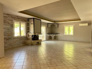  Maison � vendre 6 pi�ces 218 m�