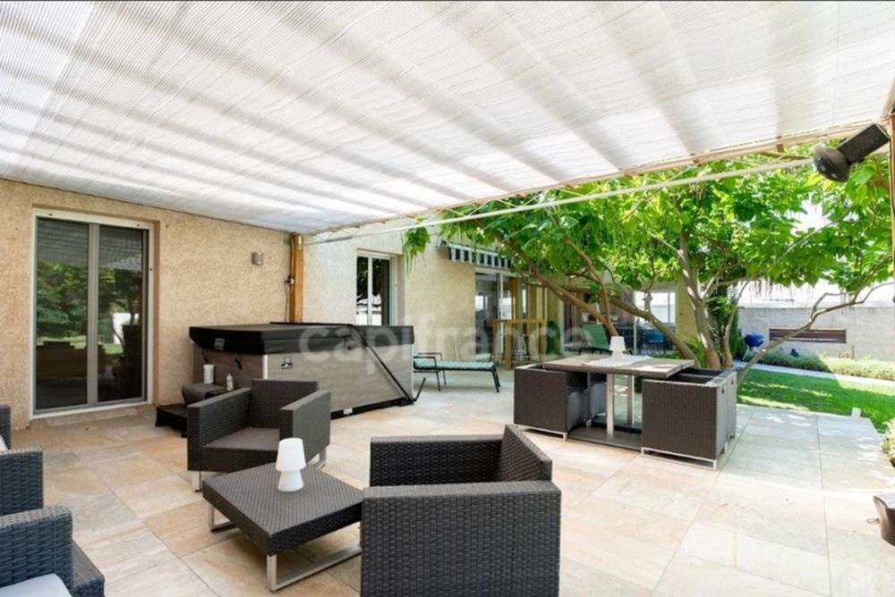 � vendre  Villa P�zilla-la-Rivi�re (66370)