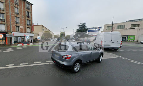 A VENDRE 400 M&sup2; LOCAL D'ACTIVITE - COMMERCIAL A STAINS 910000 93240 Stains