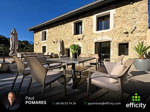   Maison Maison - 6 pi�ce(s) - 195 m�