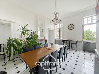  Propri�t�/ch�teau � vendre 6 pi�ces 200 m�